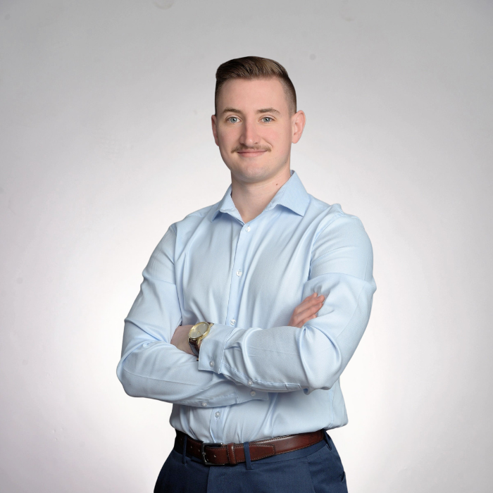 Dr. Eric Varga, D.C.